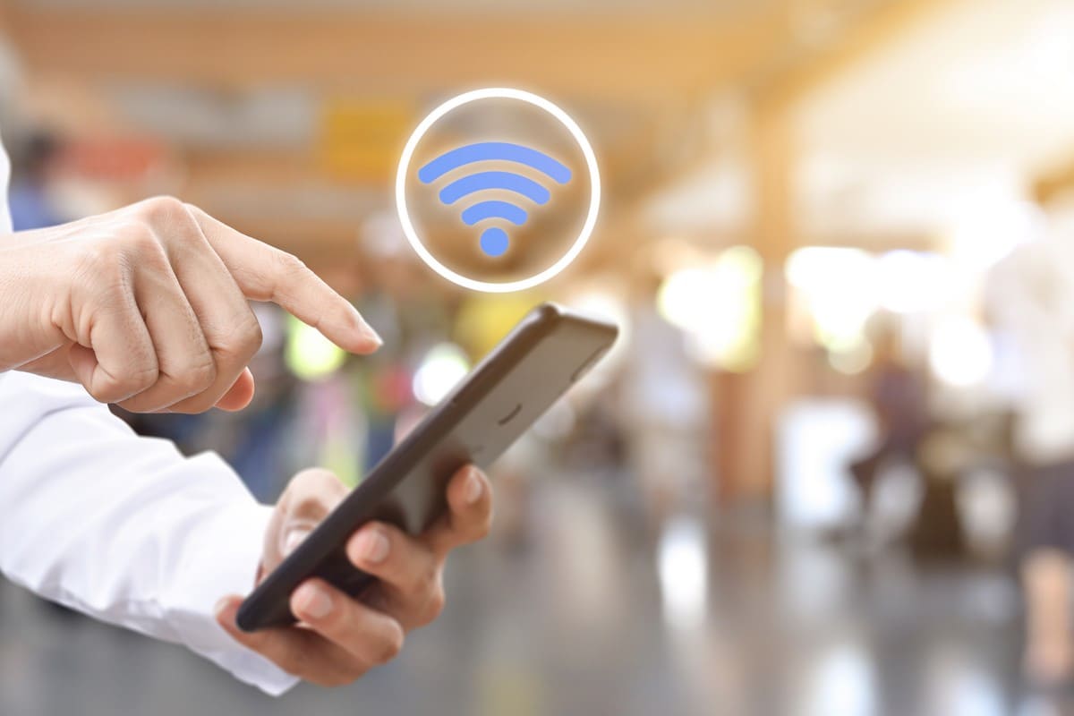 5 avantages à couper le WiFi de votre téléphone quand vous sortez de chez vous